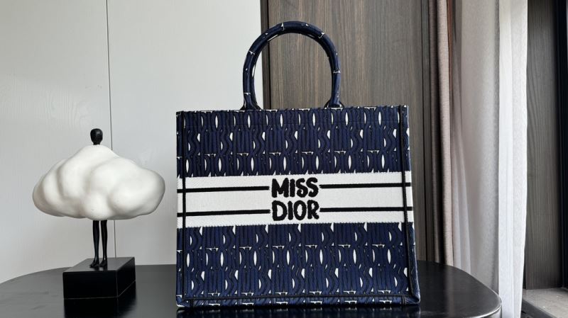 Christian Dior Shopping Bags